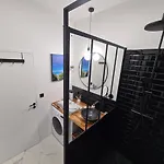 Quintessence By Jps Holiday, Splendide Au Coeur De Apartamento *